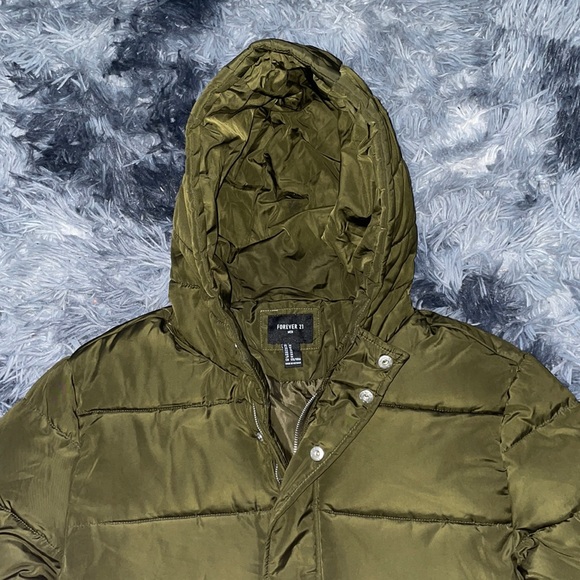 Forever 21 Green Puffer Jacket - Picture 3 of 4